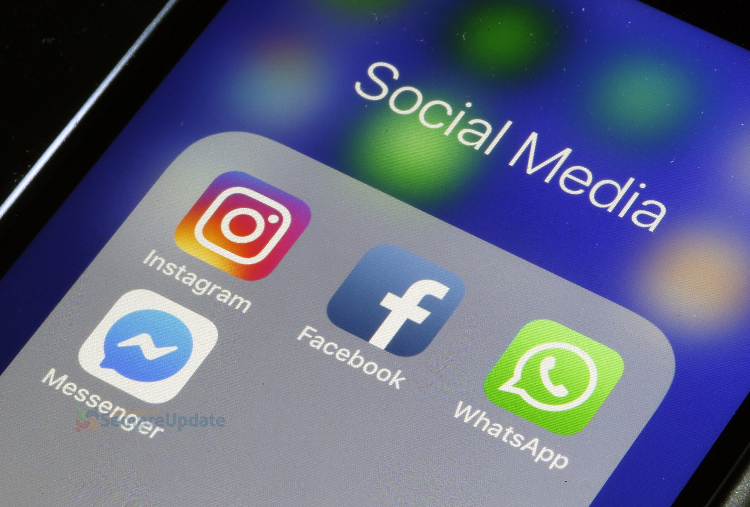 facebook-culpa-erro-de-configuracao-na-falha-global-dessa-semana