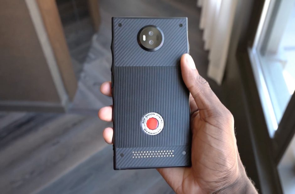 red-hydrogen-o-smartphone-com-camera-de-cinema-e-descontinuado