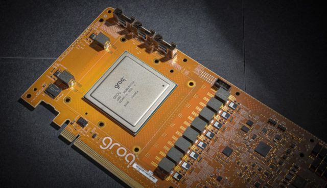 Uma nova arquitetura de chips pode entregar 1 quadrilhão de operações por segundo!