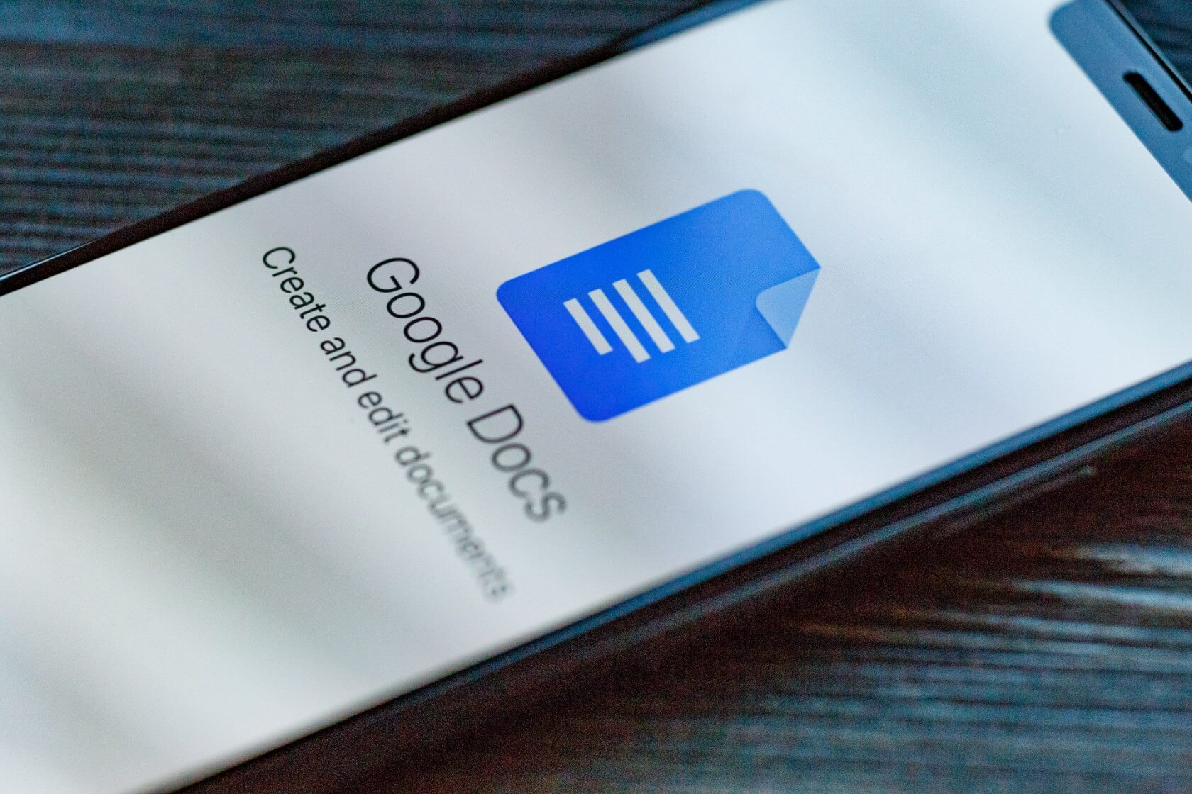 Dê uma olhada no CryptPad, uma alternativa criptografada de código aberto ao Google Docs