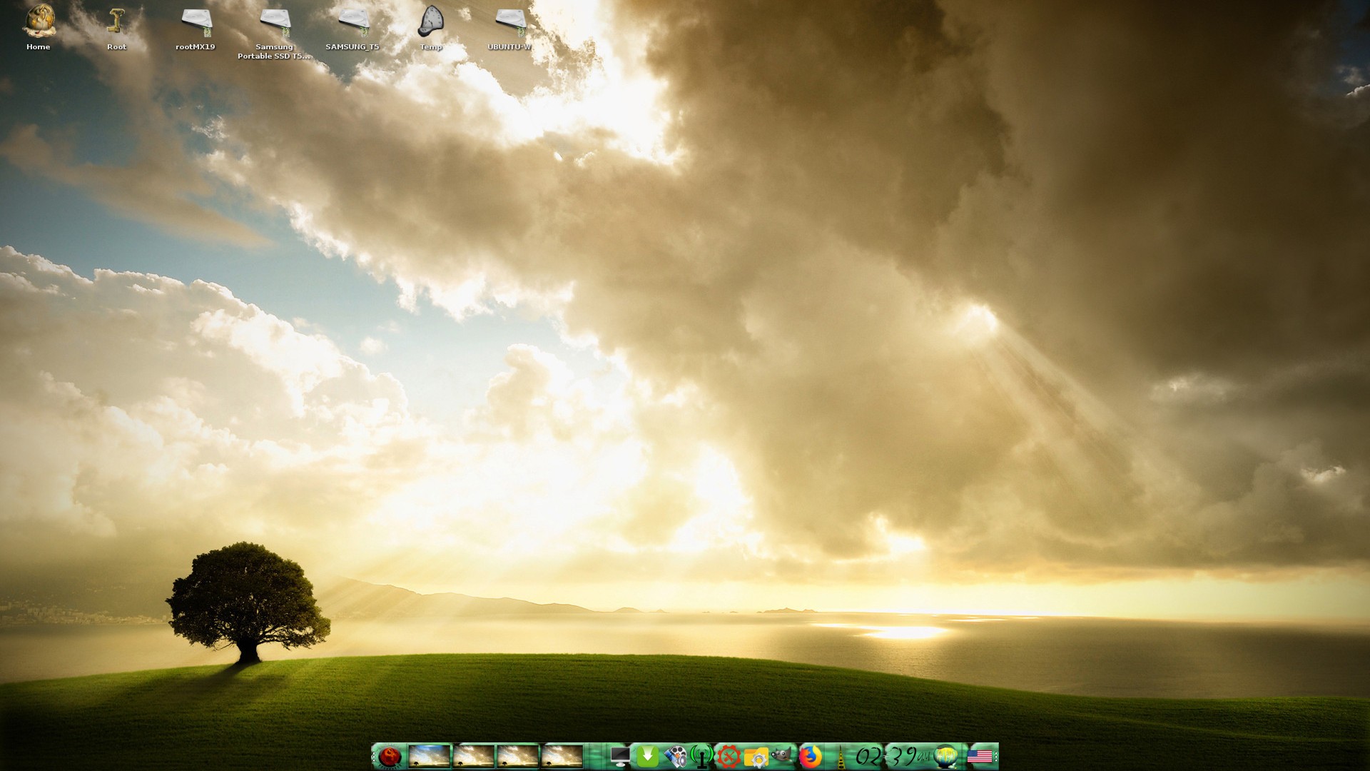 Distro ExLight Linux agora é baseada no Debian Buster