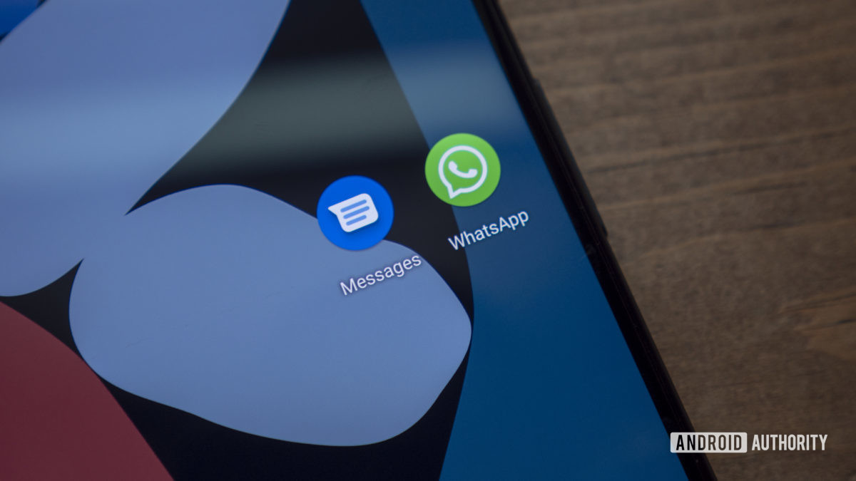 O Google está enviando mensagens de texto de telefones de usuários sem avisar