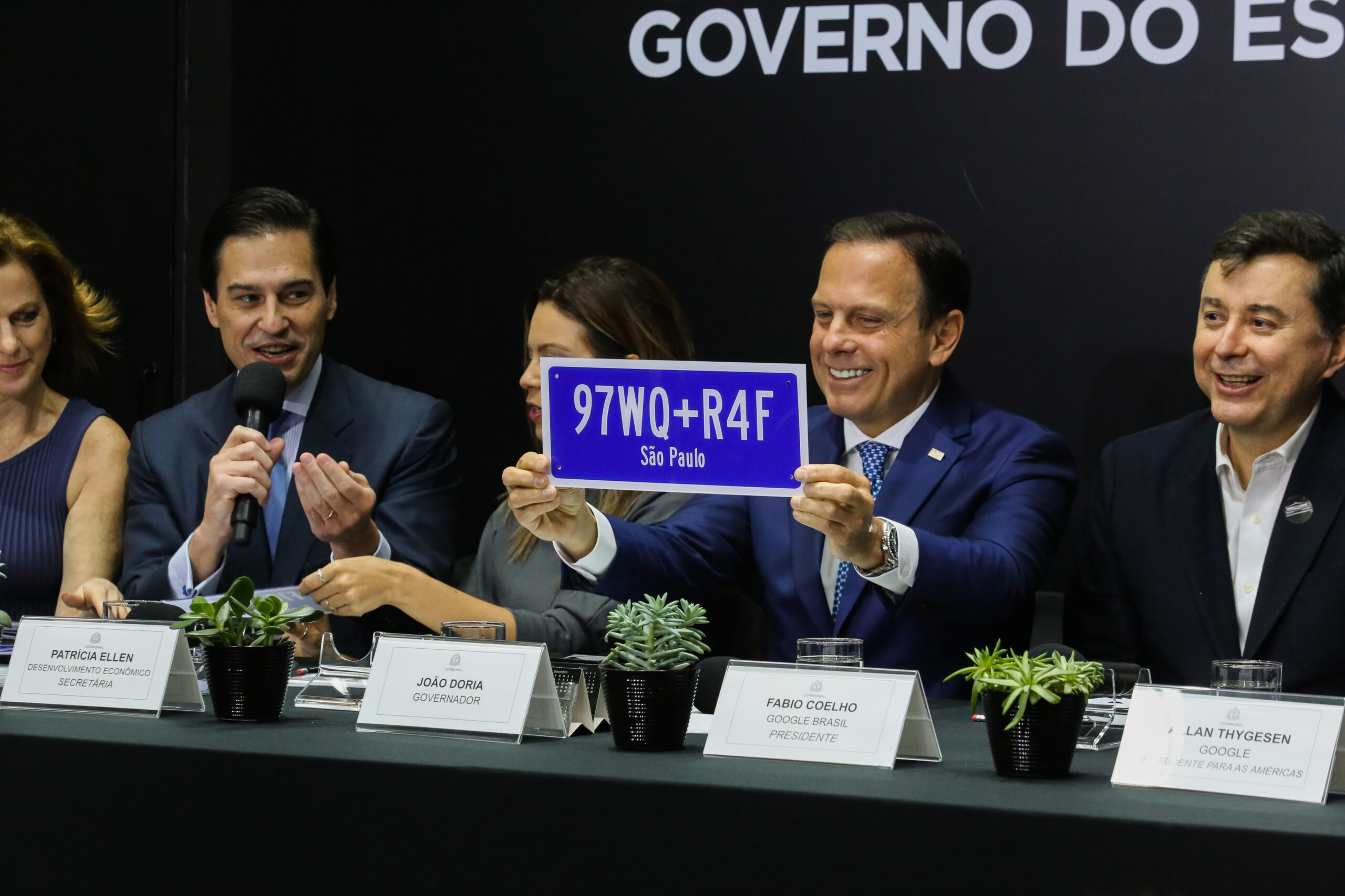 google-governo-de-sp-firma-parceria-inedita-com-o-google-para-mapear-digitalmente-propriedades-e-estradas-rurais-do-estado