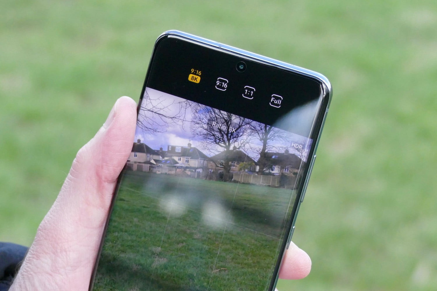 Conheça o chip de armazenamento para smartphones da Samsung com 2,100 MB/s de leitura e 1,200 MB/s de gravação