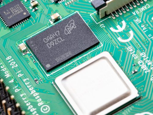 EUA atinge maior fabricante de chips da China com sanções