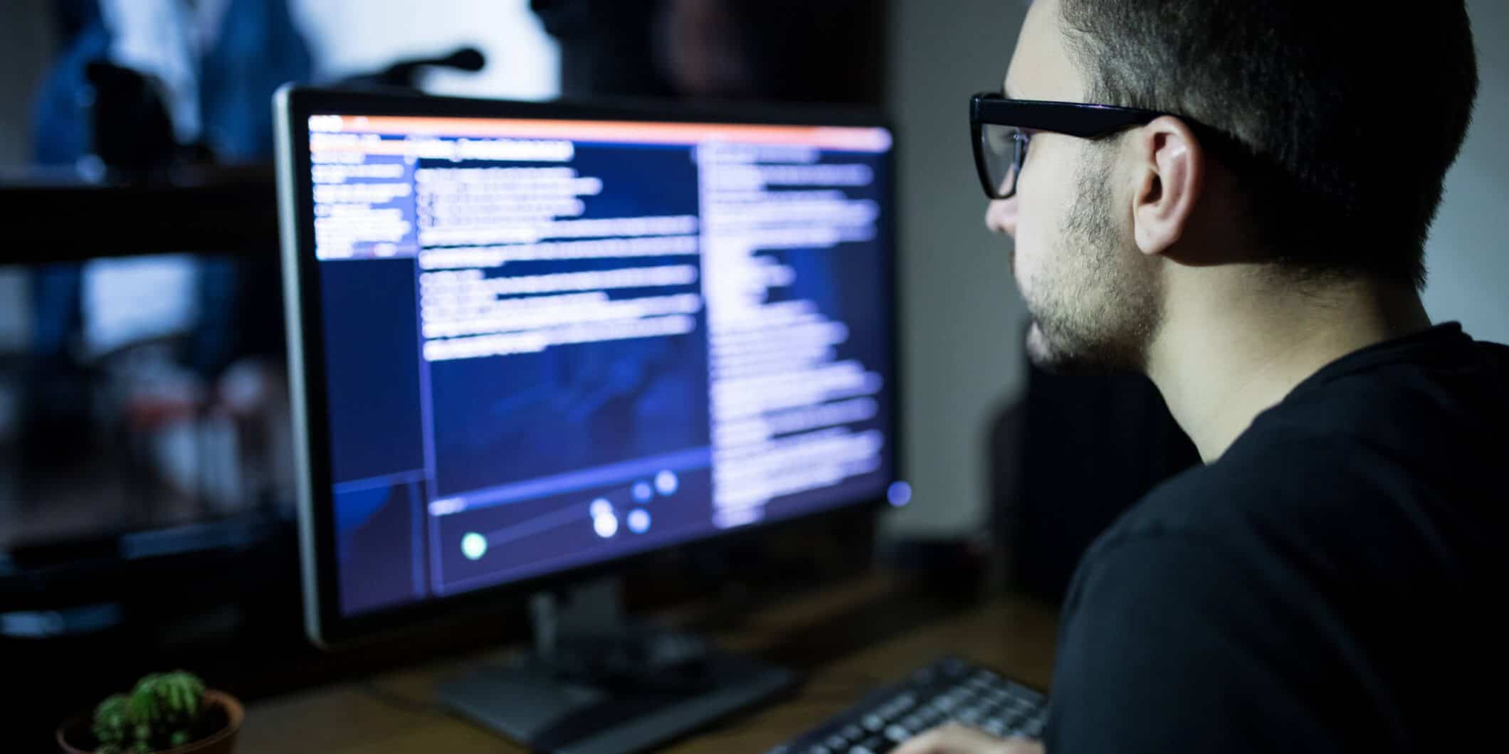 pericia-forense-investiga-e-dificulta-os-crimes-ciberneticos-entre-empresas-e-usuarios