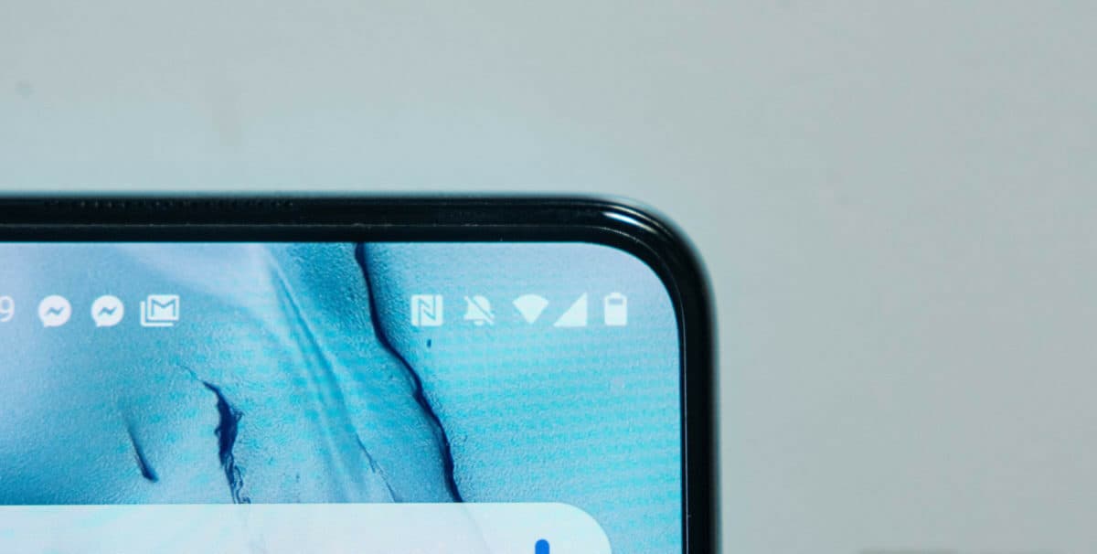oneplus-coloca-camera-de-selfie-na-moldura-do-smartphone