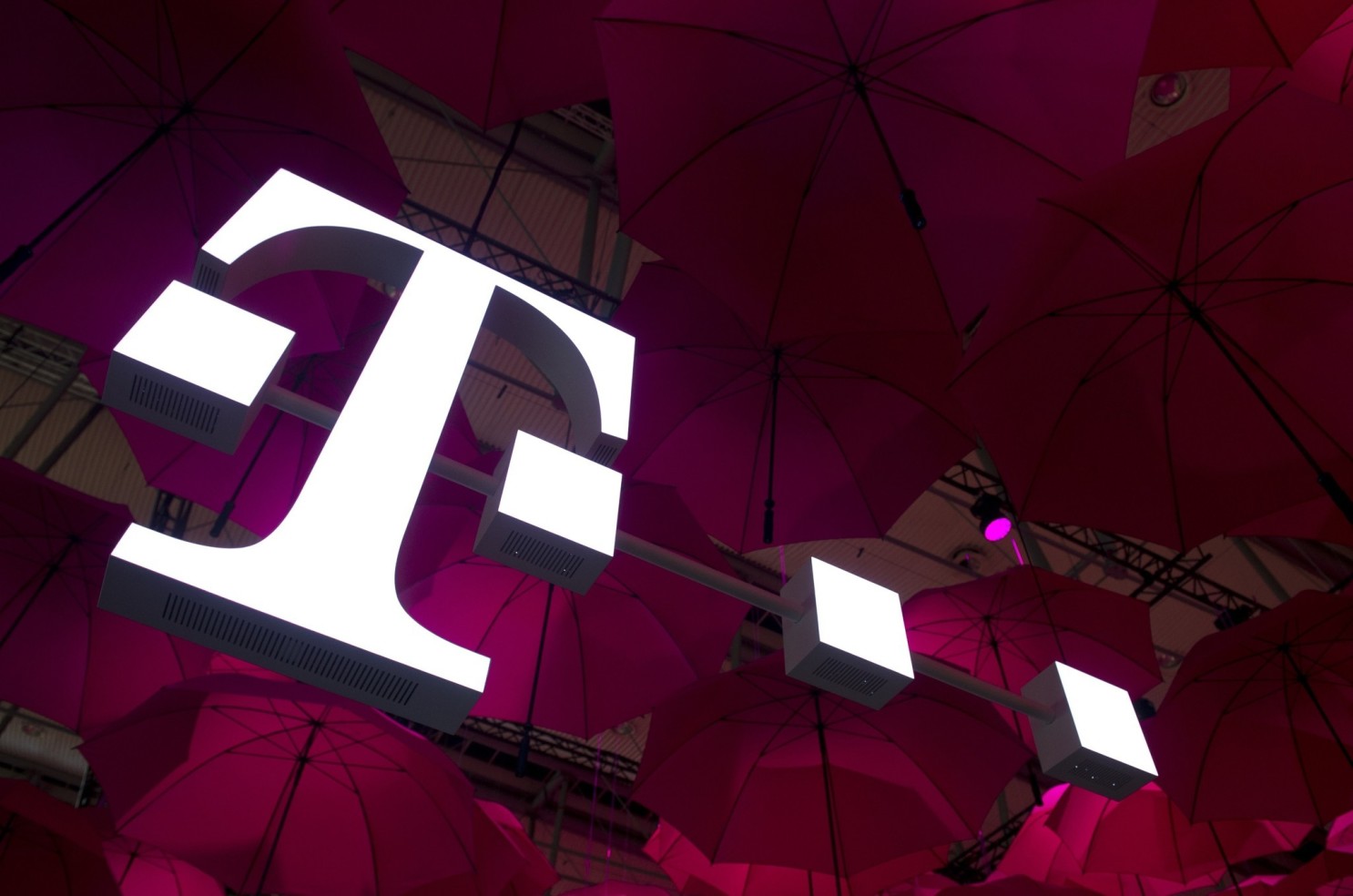 a-t-mobile-confirma-violacao-de-dados-de-86-milhoes-de-clientes