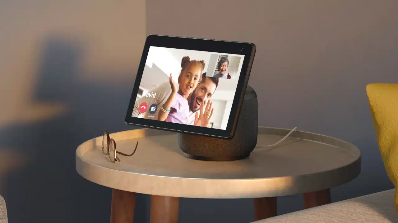 amazon-lancara-echo-show-de-15-polegadas-fixavel-em-parede