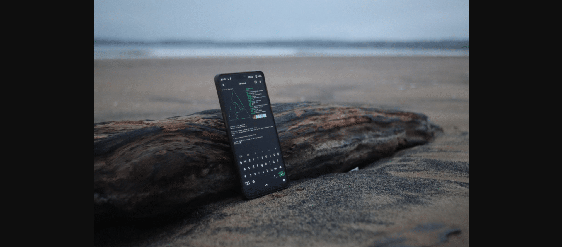 Distribuição Linux Mobile postmarketOS adota systemd para melhor suporte aos ambientes GNOME e KDE Plasma
