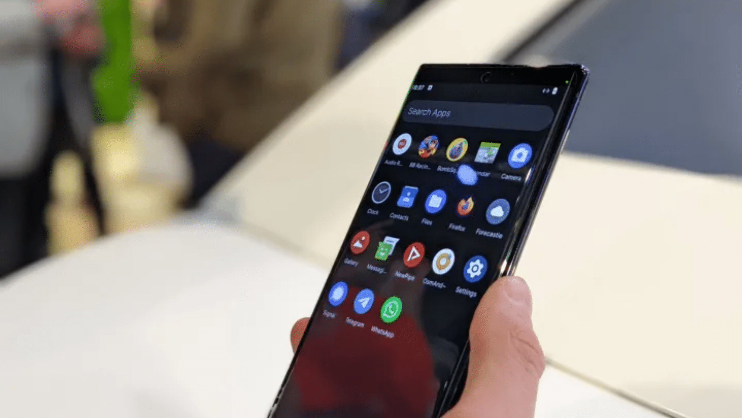 Canonical desenvolve "Smartphone na nuvem" usando Anbox Cloud