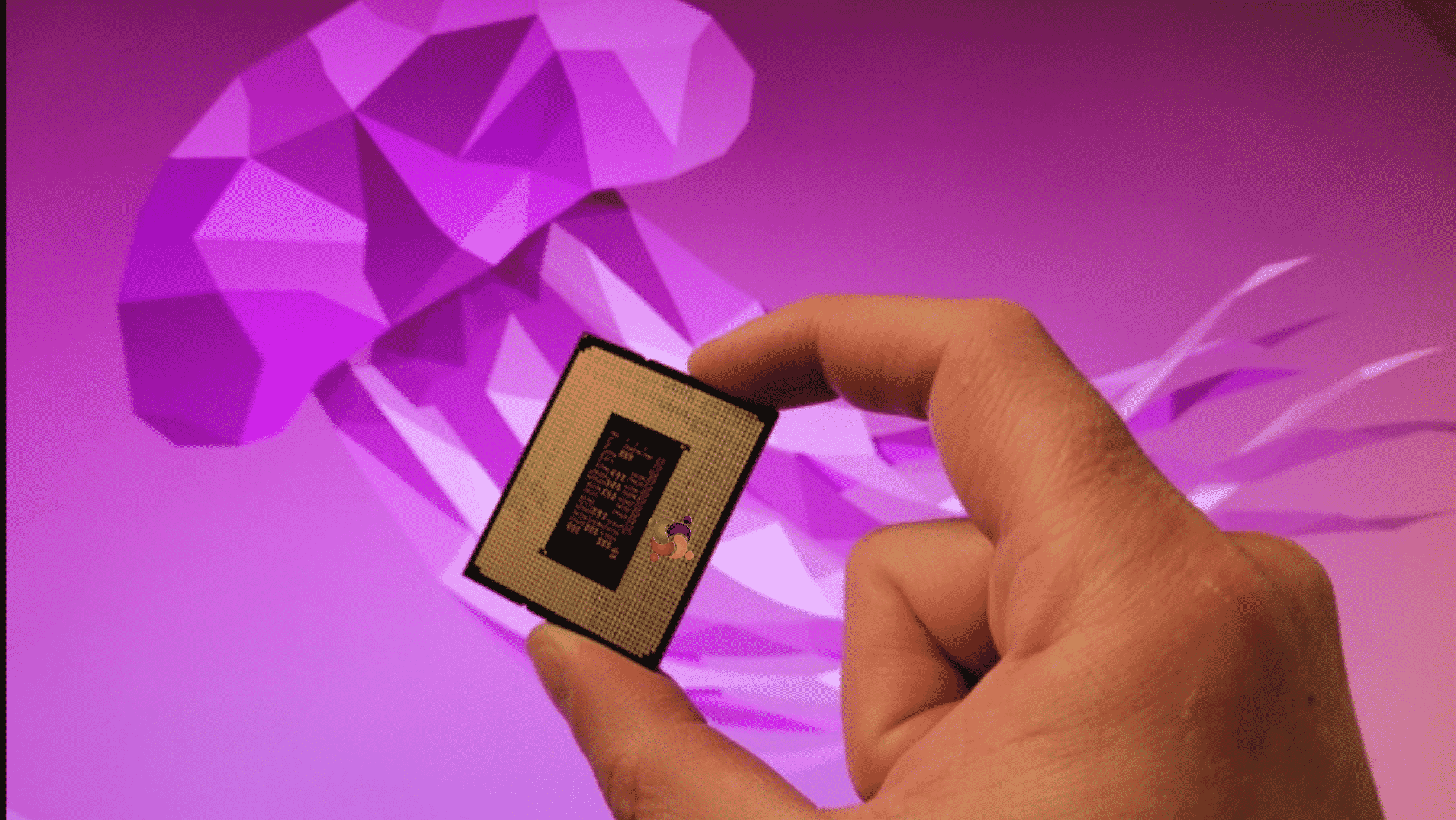 Intel lança chips Alder Lake HX para estações de trabalho móveis e gamers