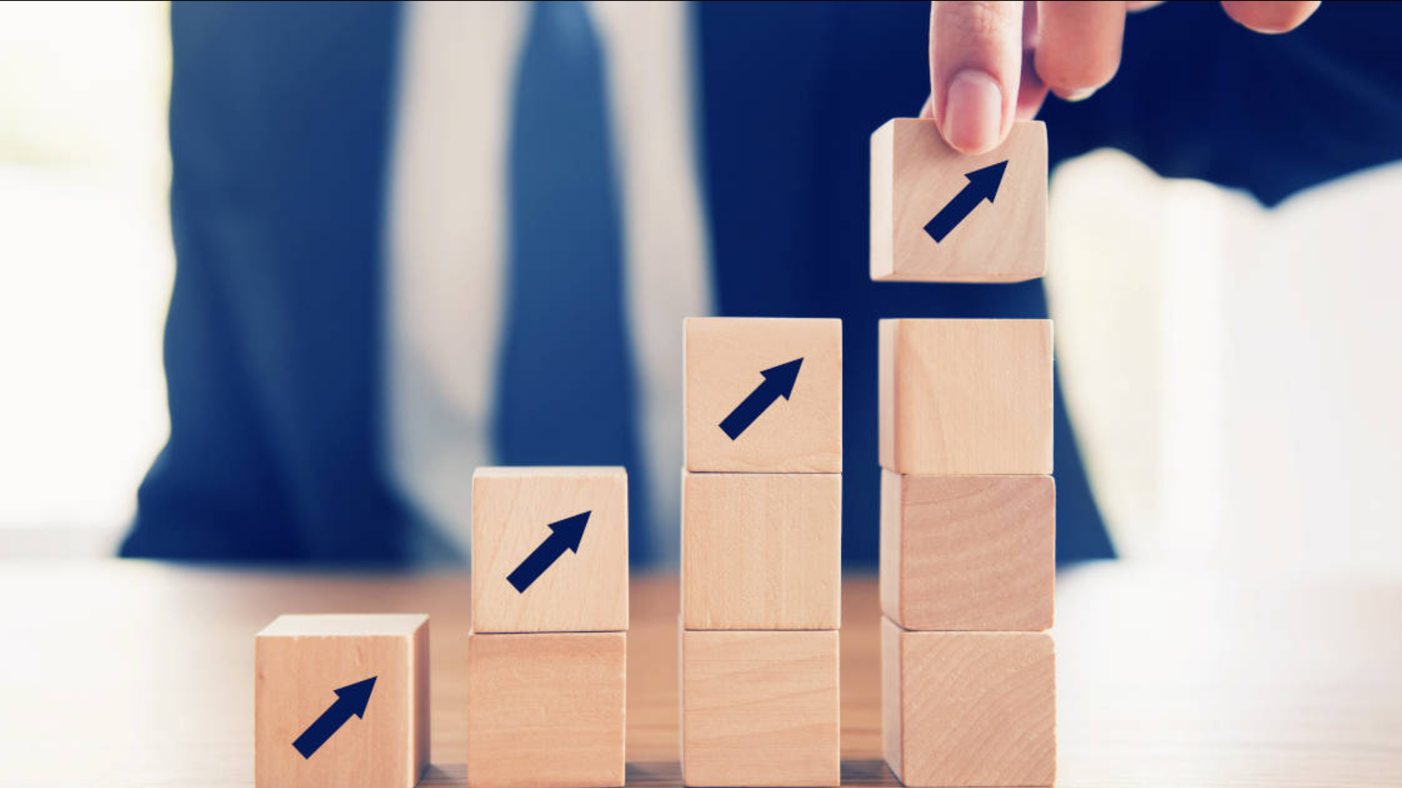 otimize planos de carreira com um software de recursos humanos