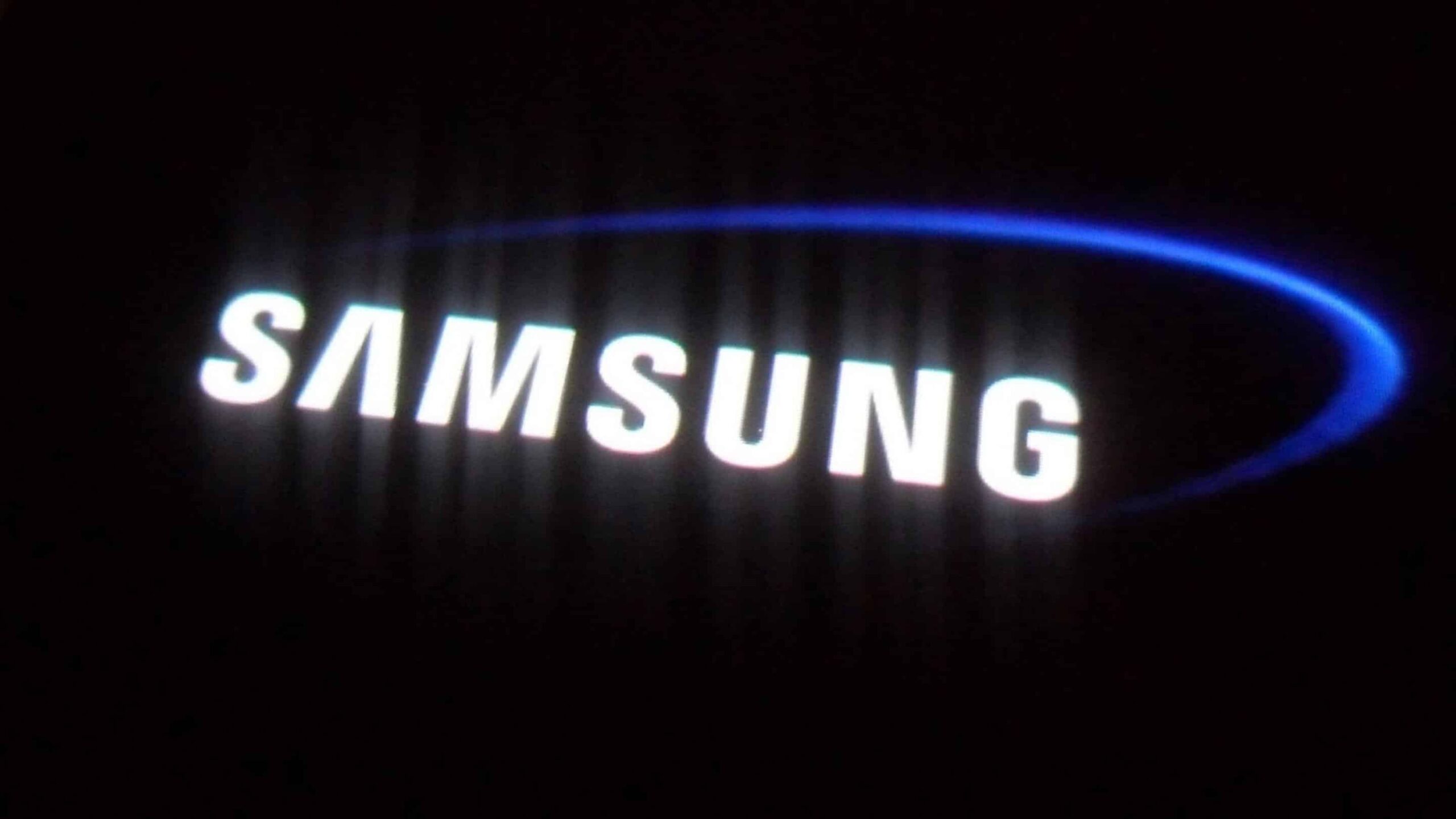 samsung-deve-lancar-um-dispositivo-deslizavel-em-breve