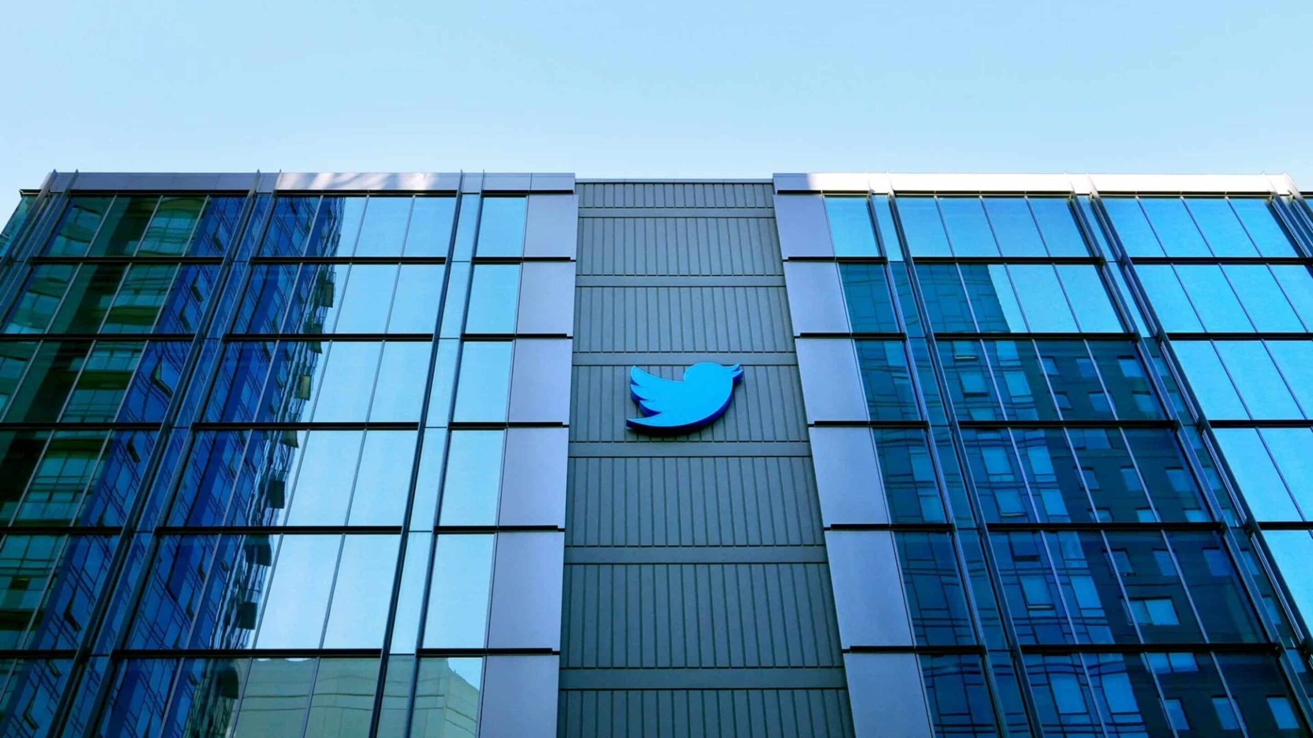 twitter-oferece-anuncios-gratuitos-para-as-marcas-que-usam-sua-plataforma-para-comercializacao