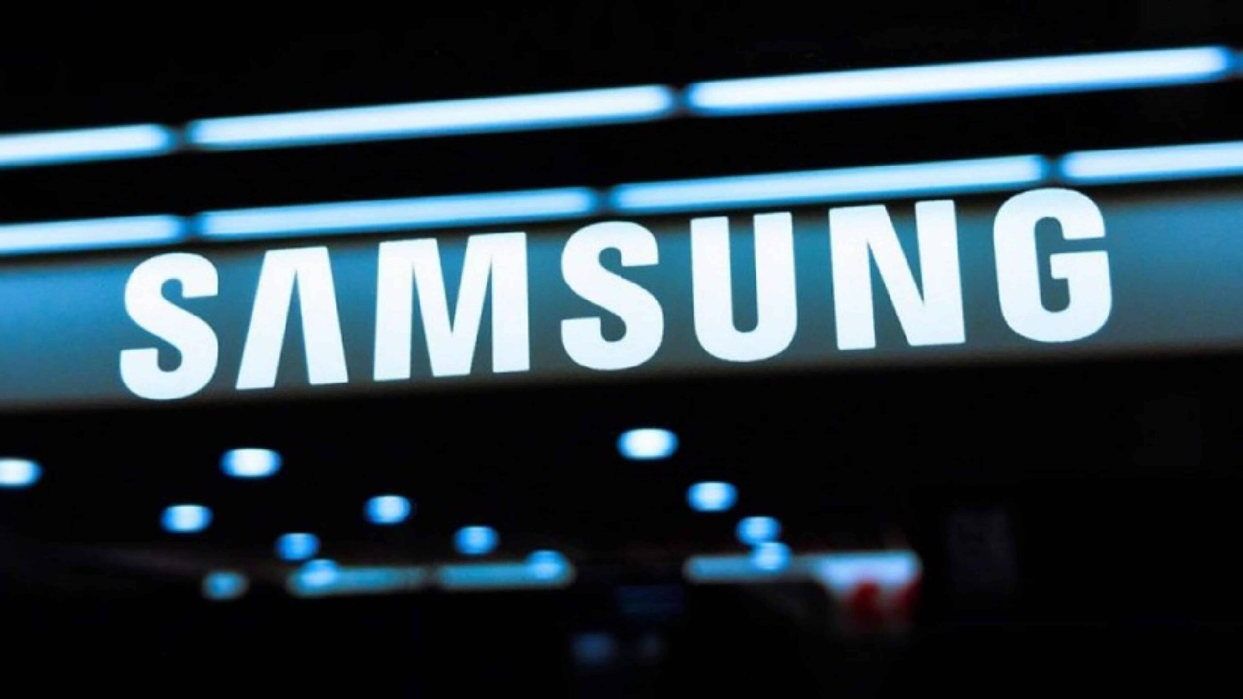 samsung-trabalha-em-carregador-sem-fio-inteligente-vazada-primeira-foto