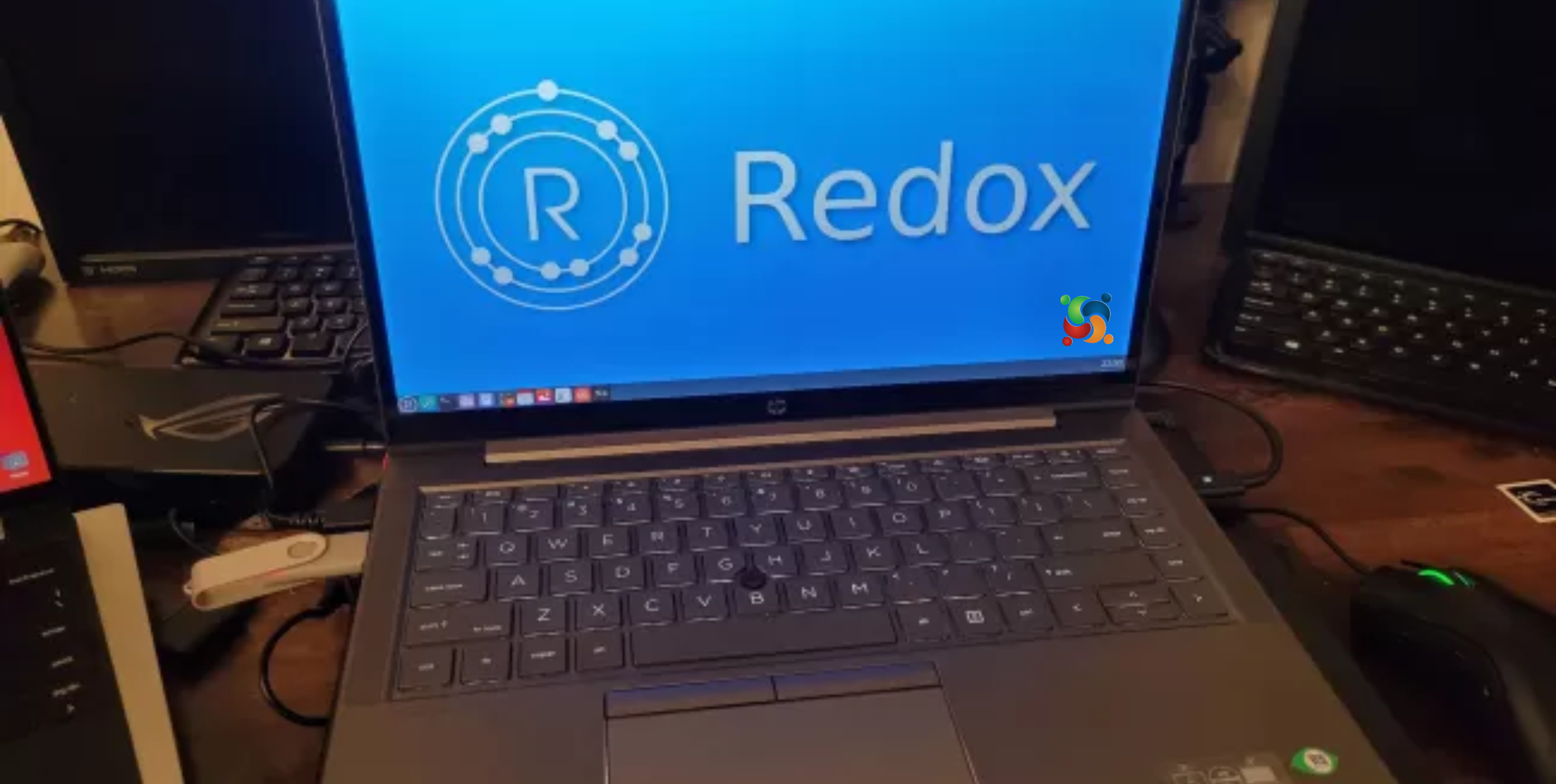 Redox OS 0.8 lançado com suporte i686, áudio e funcionamento em vários monitores