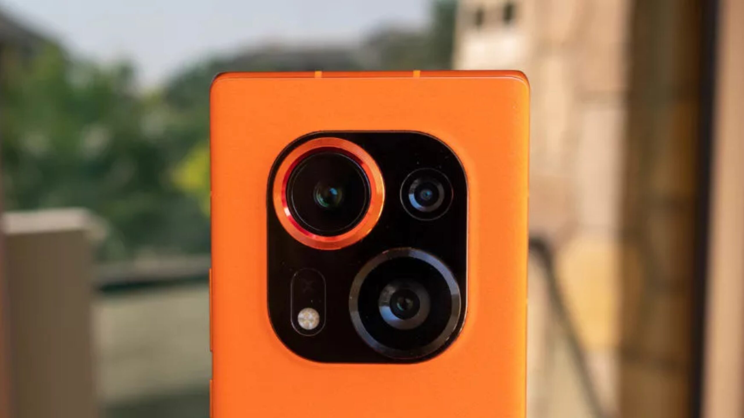 oppo-mostra-smartphone-conceito-com-camera-retratil