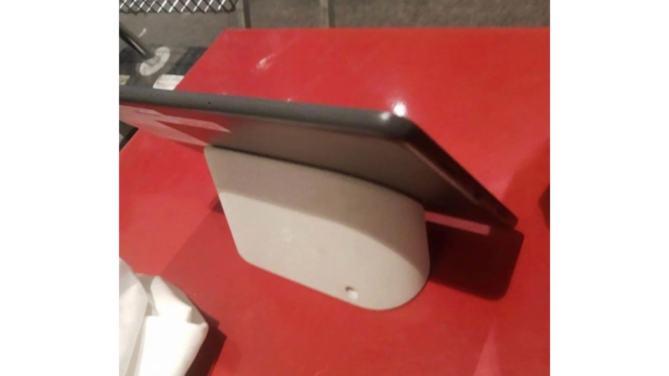 prototipos-do-google-pixel-tablet-e-speaker-dock-vazam-no-facebook-marketplace