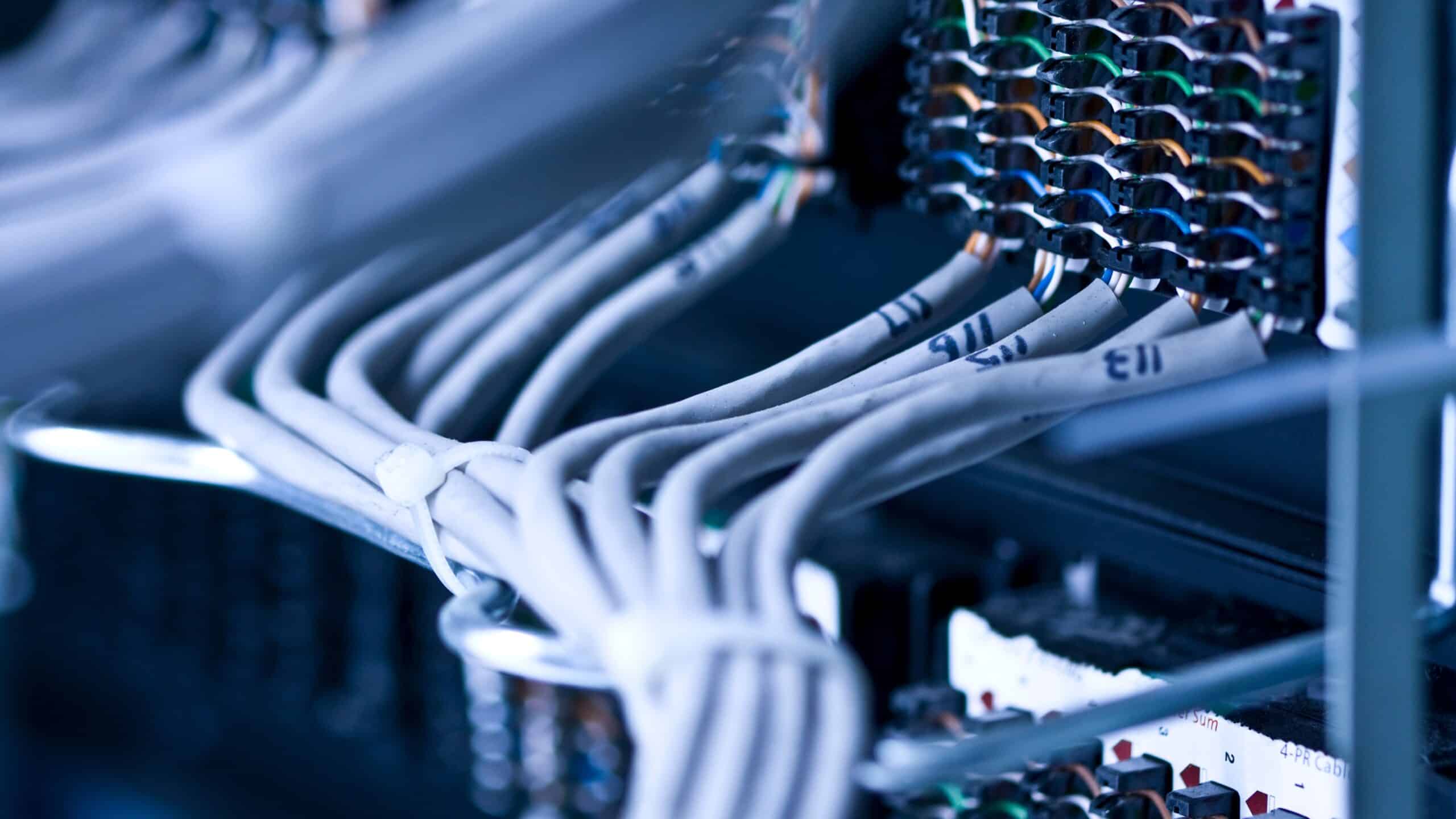 cibercriminosos-podem-invadir-redes-usando-dados-em-roteadores-corporativos-revendidos
