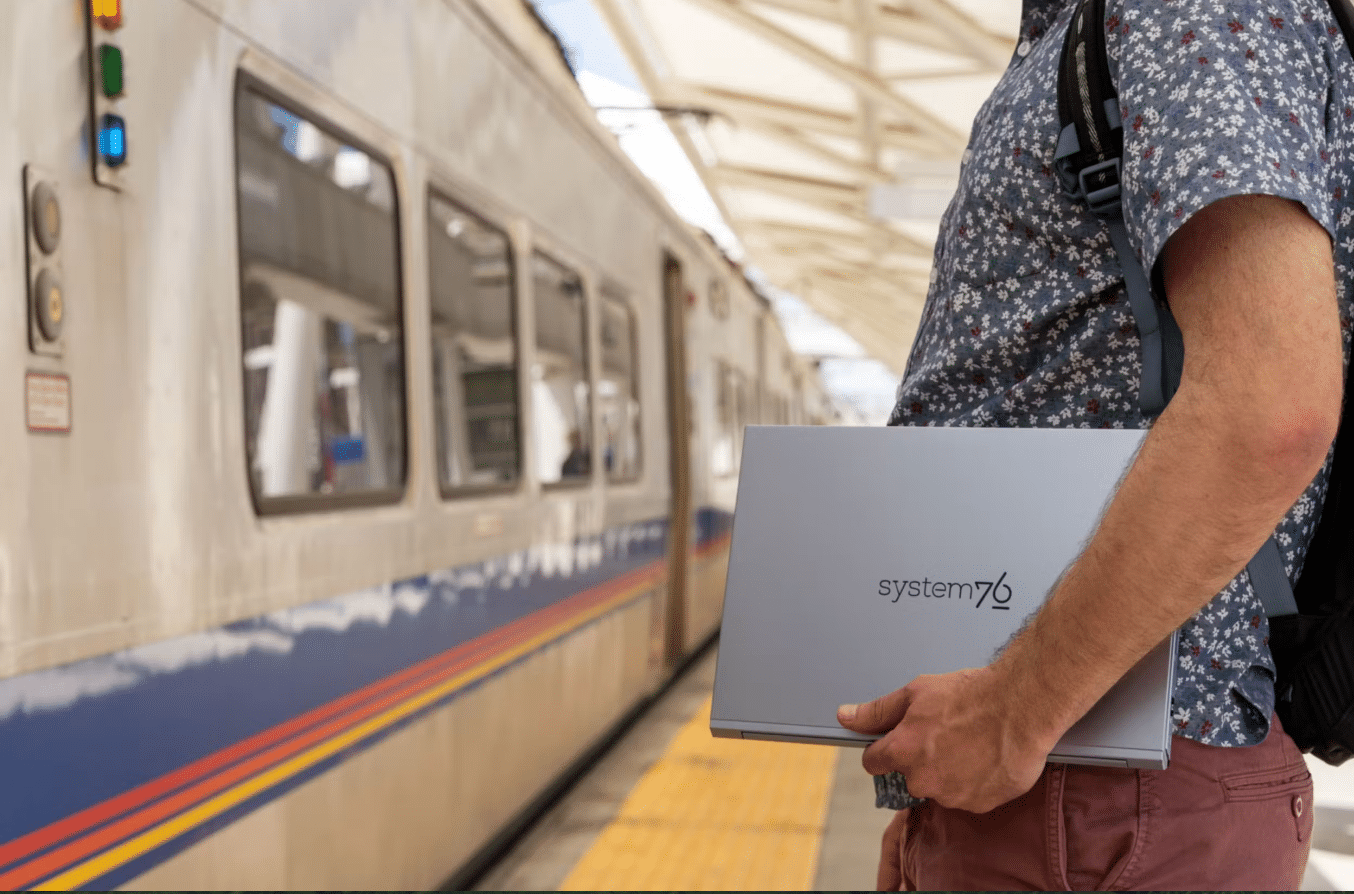 Laptop Galago Pro Linux da System76 ganha CPUs Intel H-Class de 13ª geração