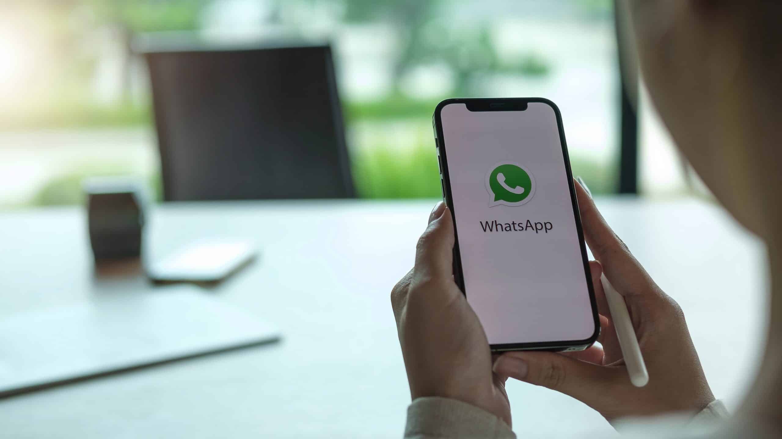 google-confirma-falha-do-android-que-mostrava-acesso-constante-ao-microfone-do-whatsapp
