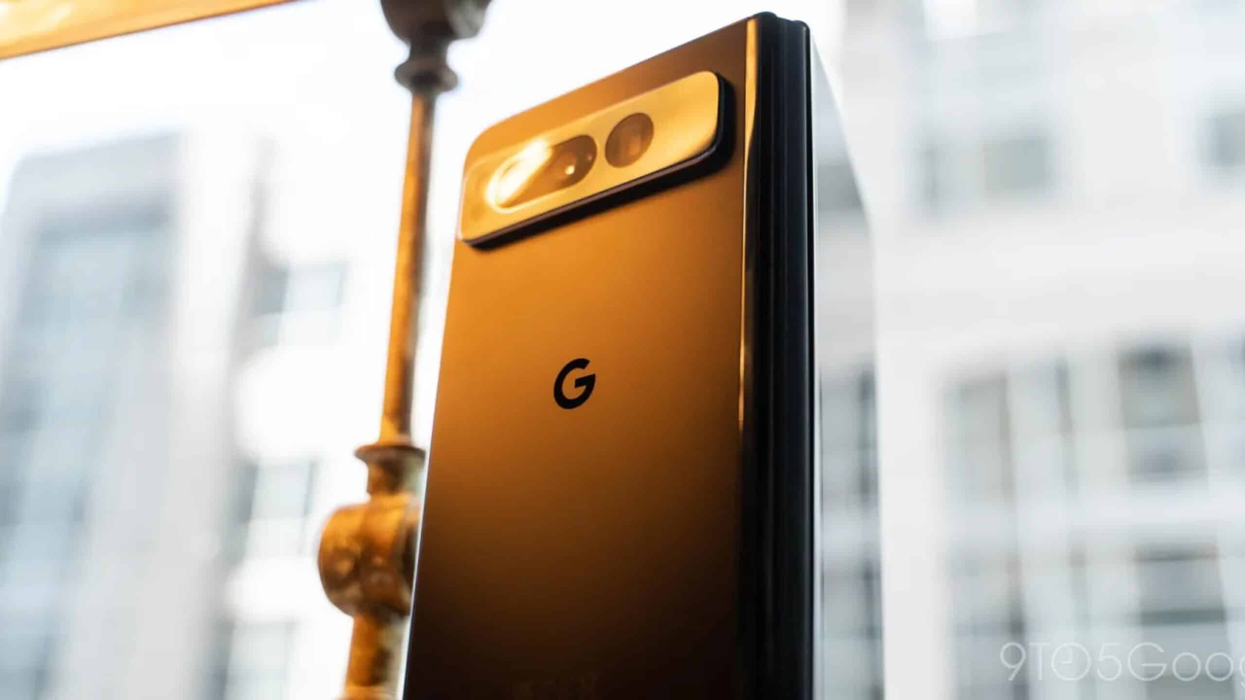 o-pixel-fold-do-google-parece-fragil-e-alguns-exemplares-ja-estao-quebrando