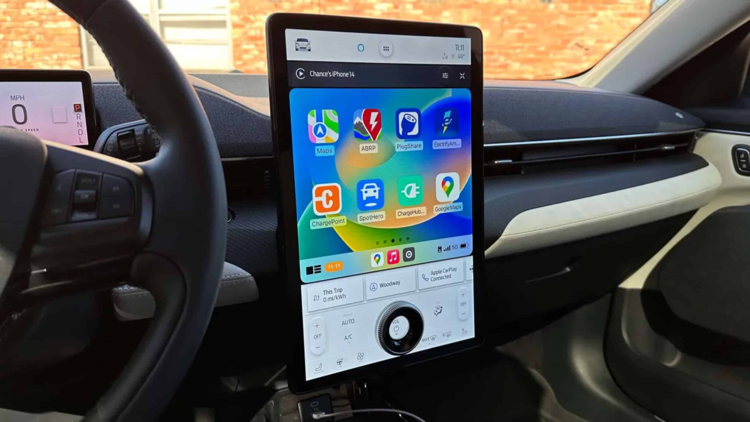 conheca-excelentes-aplicativos-carplay-para-veiculos-eletricos
