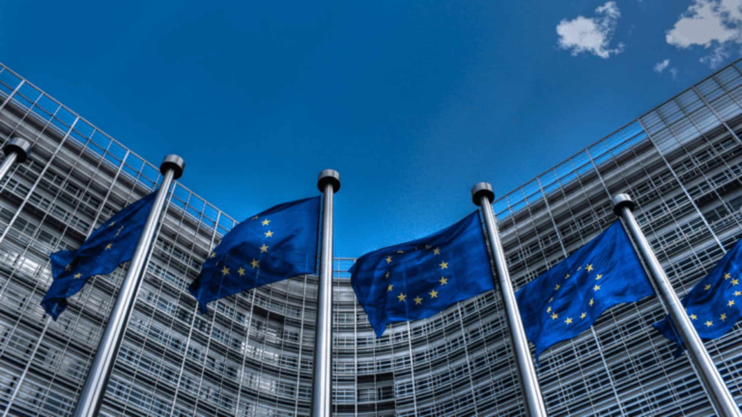 ue-fornecera-ate-r-64-bi-em-ajuda-para-projetos-de-computacao-em-nuvem