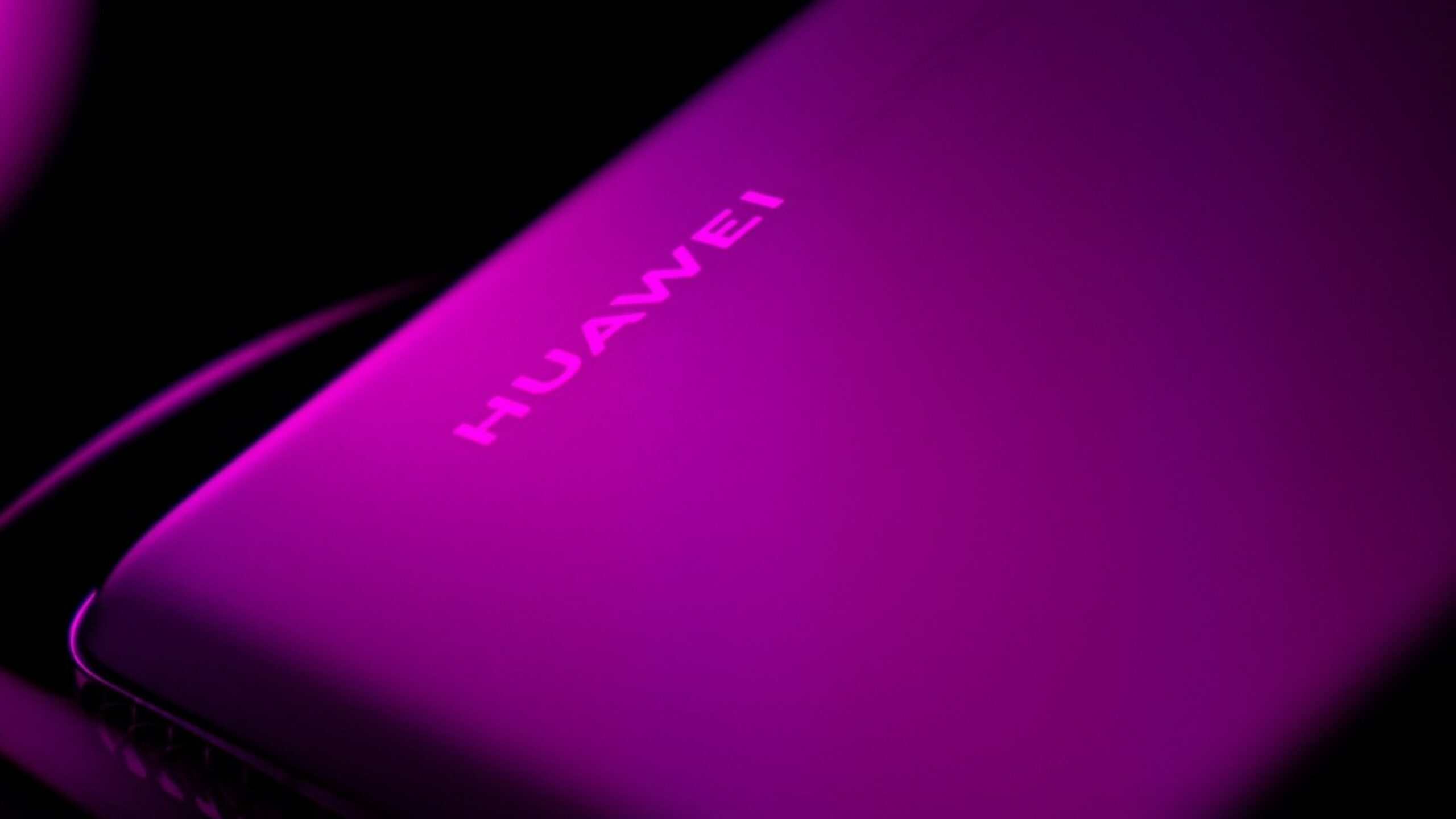 relatorio-aponta-que-qualcomm-e-intel-nao-podem-mais-vender-chips-para-a-huawei
