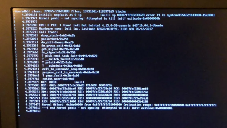 apagão cibernético afeta distribuições Linux com kernel panic