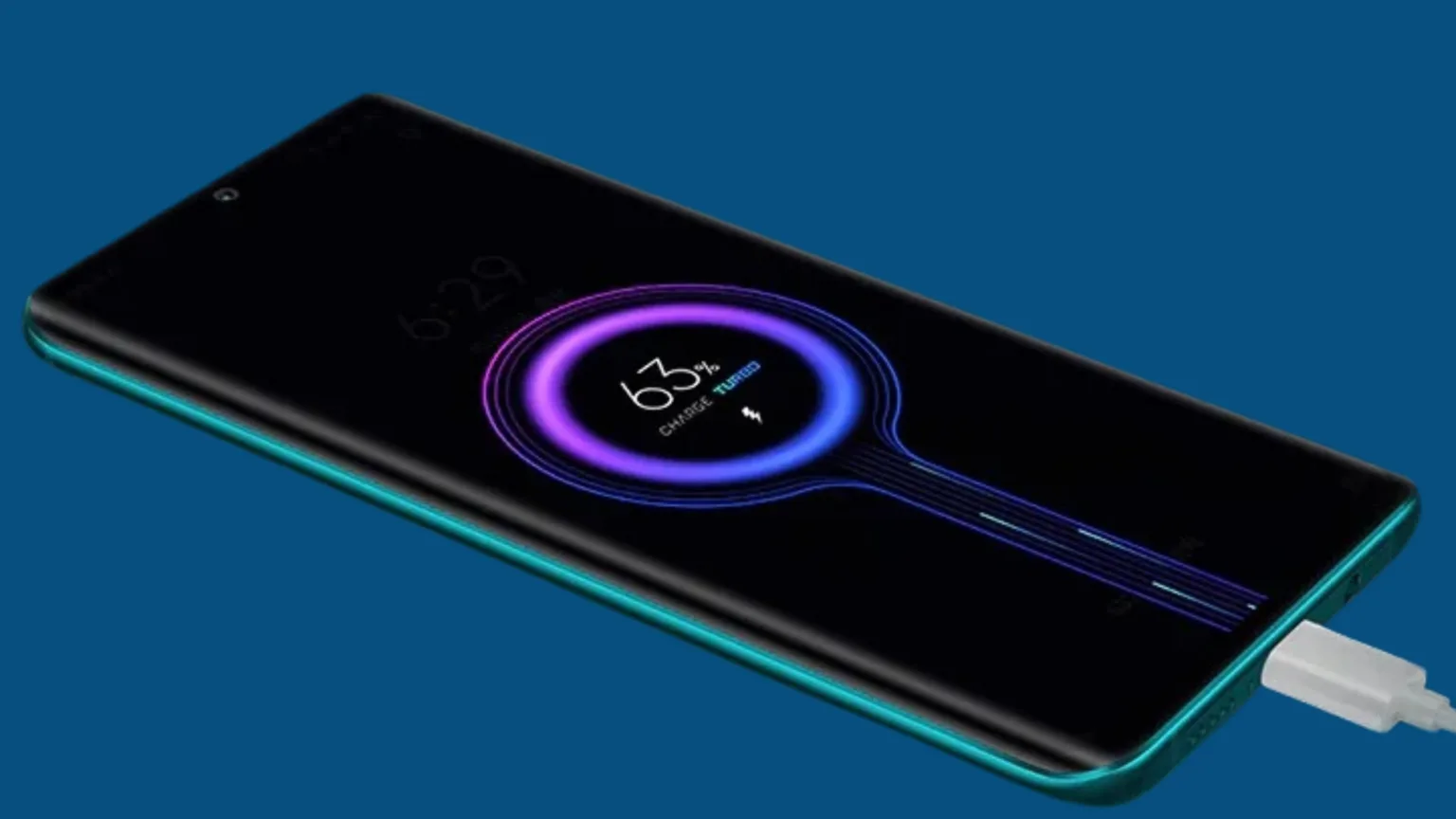 Xiaomi trabalha em bateria de smartphone de 7.500 mAh com carregamento rápido de 100 W 1 Imagem com celular carregando