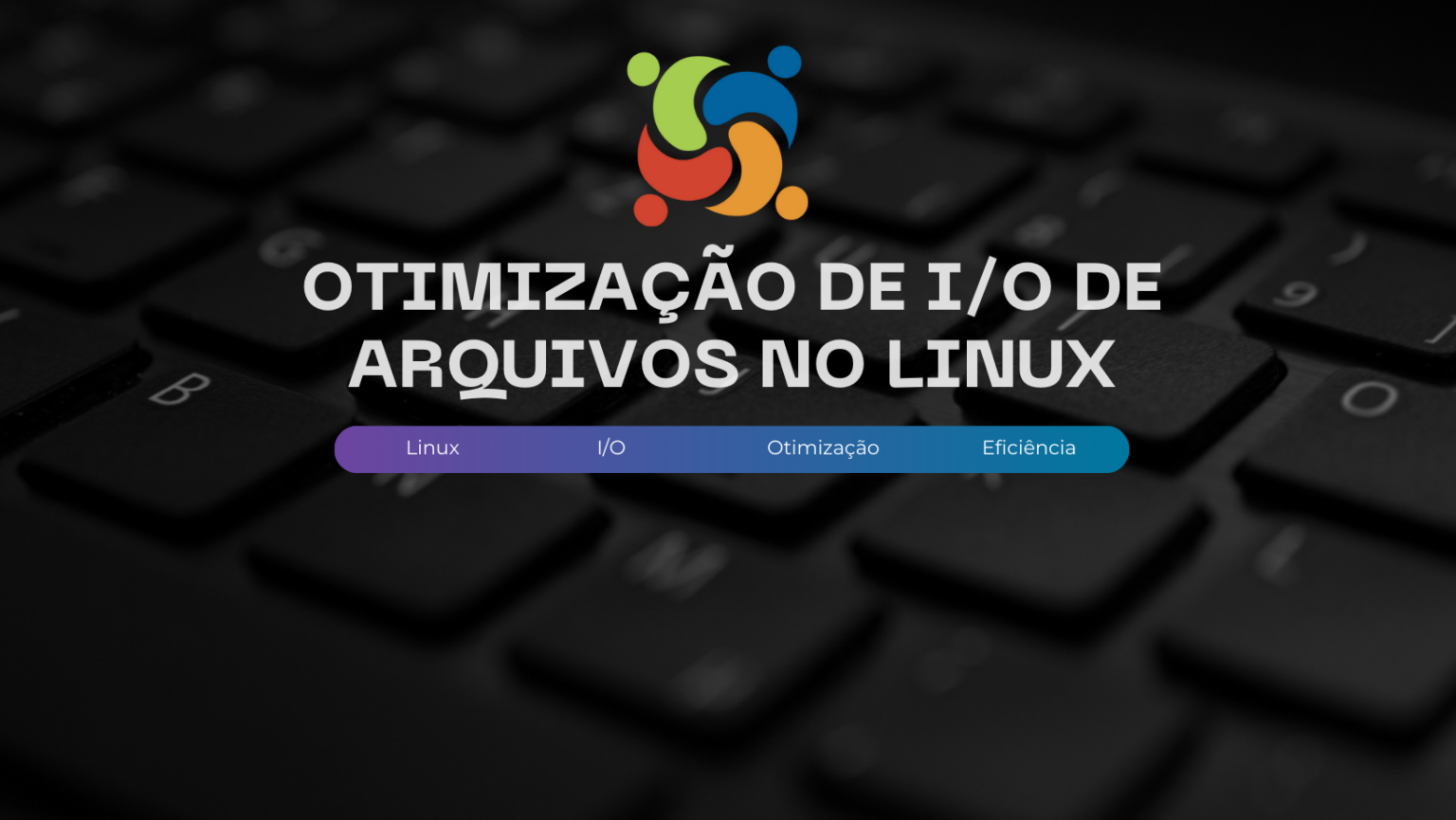 Otimize o I/O de arquivos no Linux com técnicas avançadas como I/O assíncrono e memória mapeada, aumentando a eficiência do sistema.