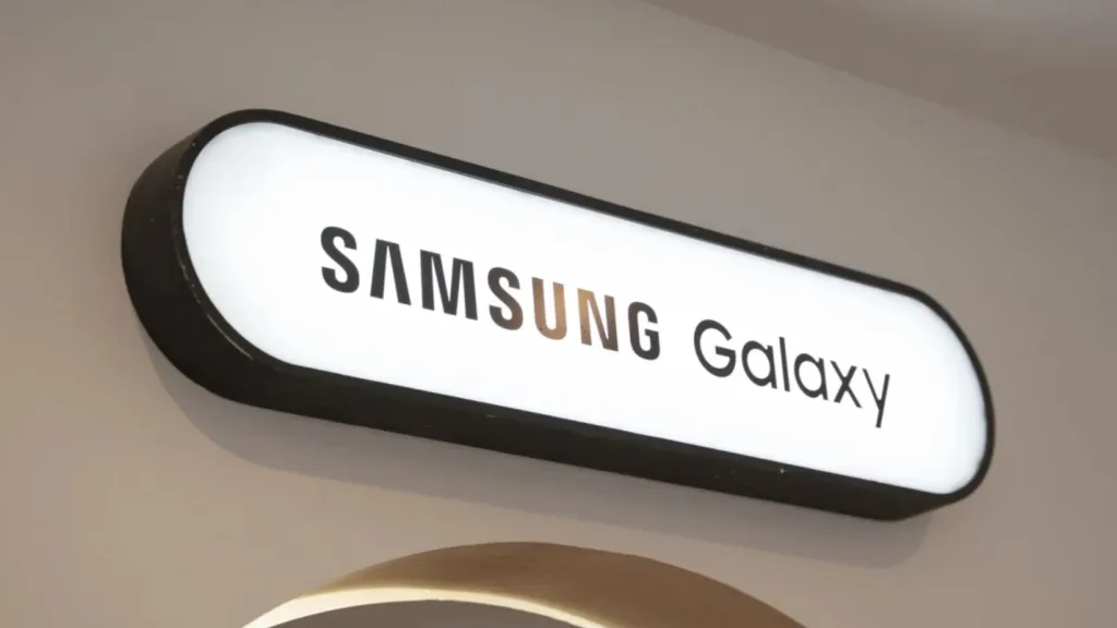 Imagem com a logomarca do Samsung Galaxy