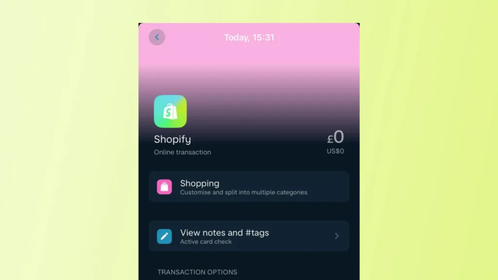 Imagem com a interface do smartphone com o Shopify