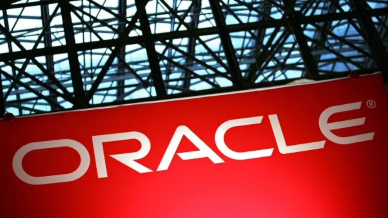 Clientes confirmam que dados vazados do Oracle Cloud são legítimos, apesar de negação da empresa 1 Imagem com a logomarca da Oracle