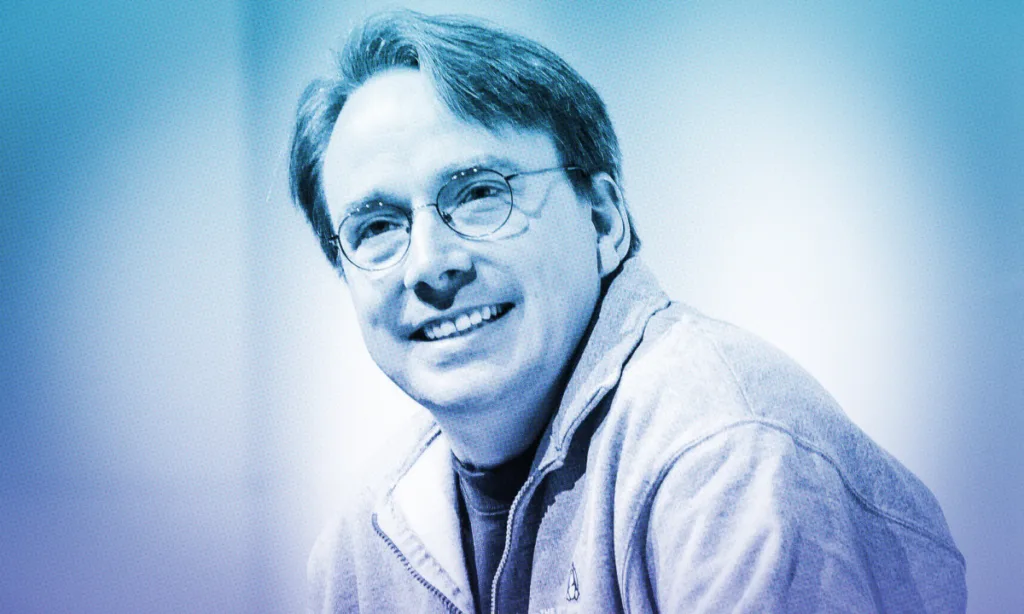 Linus Torvalds compartilha suas preocupações sobre a fusão do Bcachefs no kernel Linux, citando a necessidade de melhorias em estabilidade e suporte, enquanto encoraja a comunidade a continuar aprimorando o sistema de arquivos.