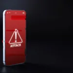 Imagem com celular com malware na tela