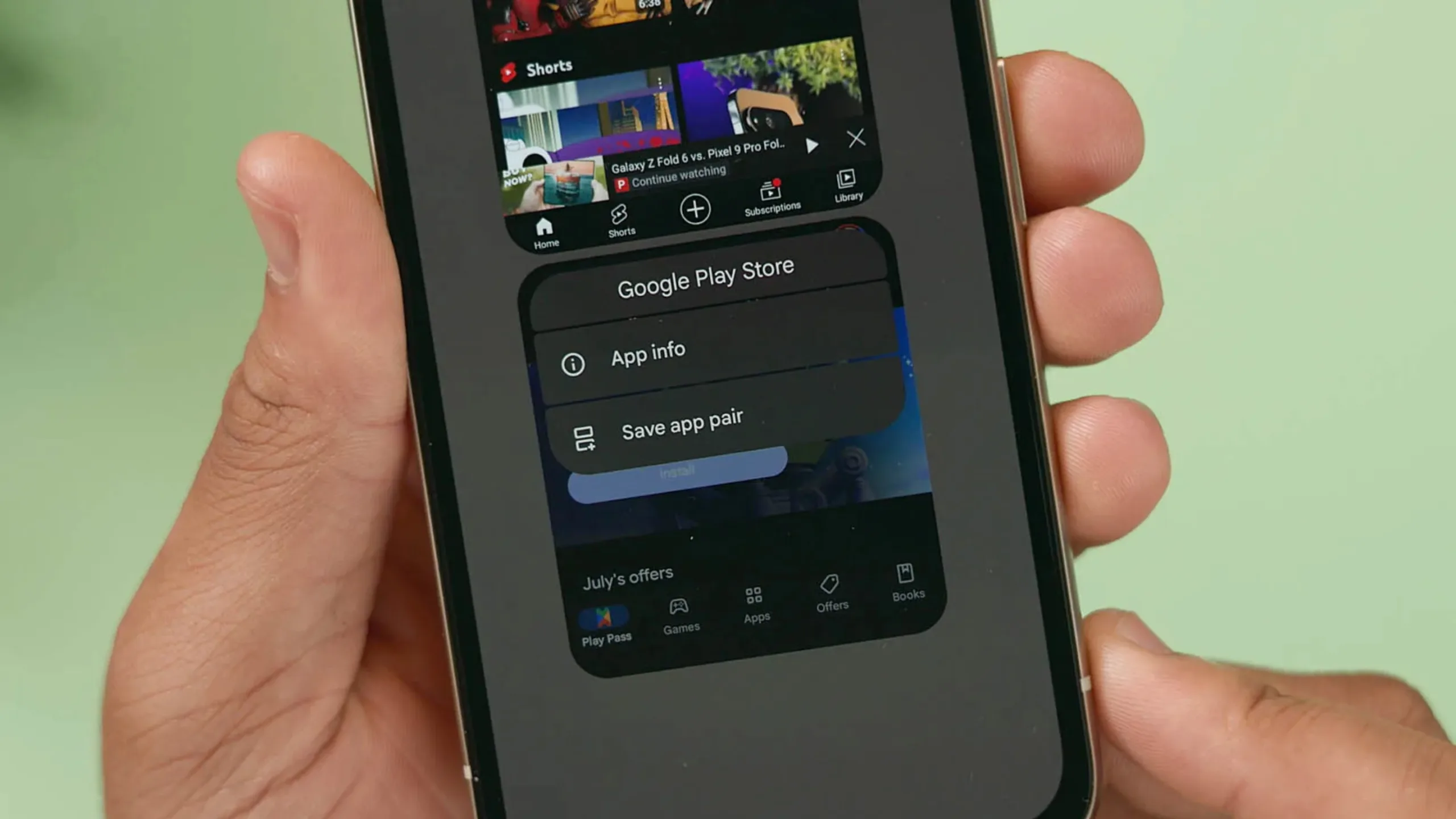 Tudo que você precisa saber sobre o Android 15 2 Imagem de smartphone com Android 15