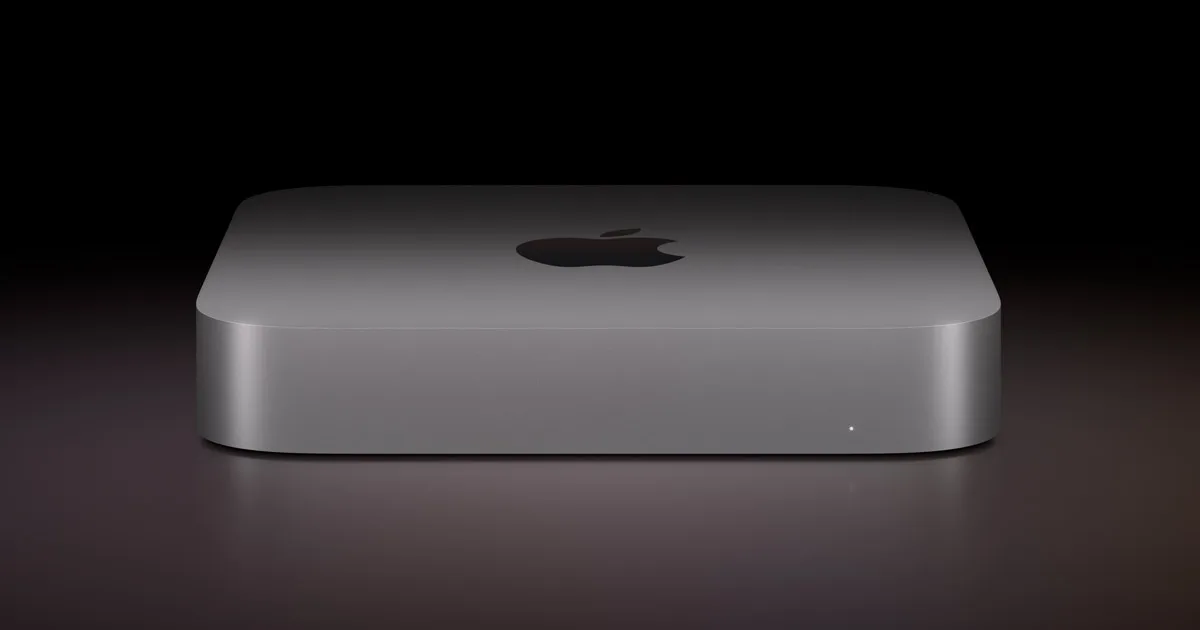 Mesa aprimora driver Vulkan HoneyKrisp para Apple Silicon com novas correções 2 Apple Mac Mini em uma superfície escura, mostrando seu design compacto e minimalista.