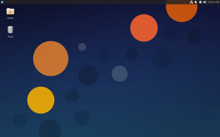 Tela inicial do Xubuntu com plano de fundo padrão e ícones de área de trabalho 'Home' e 'Lixeira'