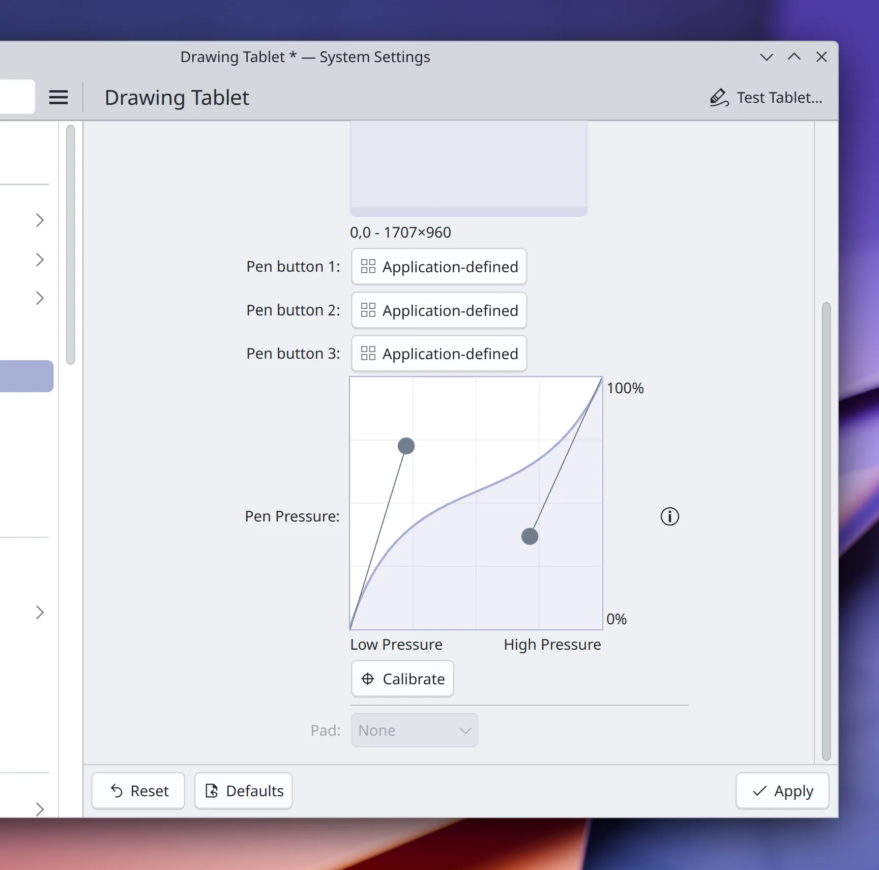 Desenvolvedores do KDE solucionam problemas no Plasma 6.2 e anunciam novidades do Plasma 6.3 2 Tela de configuração de tablet de desenho nas Configurações do Sistema do KDE, exibindo opções de calibração da curva de pressão da caneta.