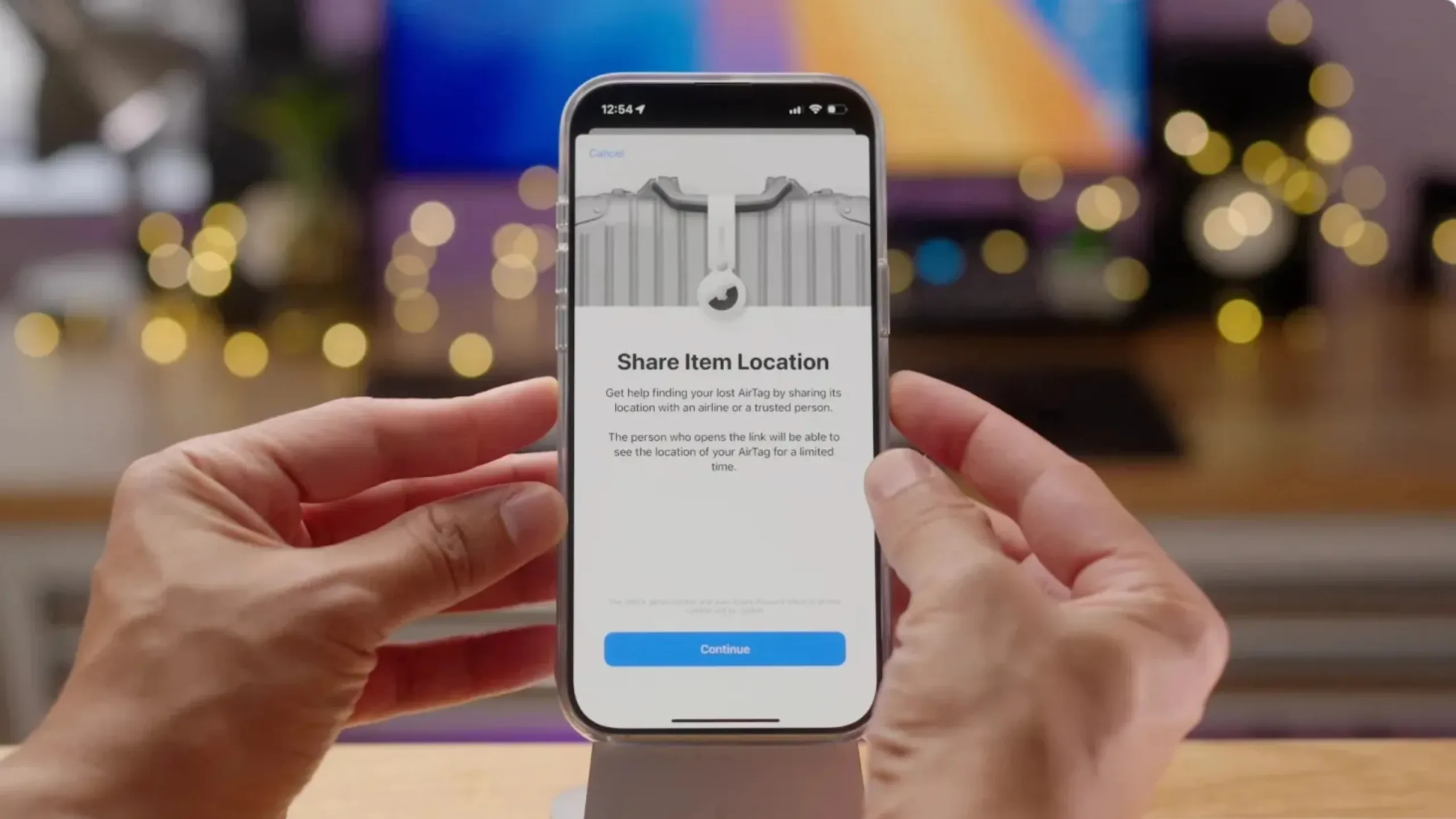 Apple lança recurso ‘Compartilhar Localização de Itens’ no iOS 18.2 em parceria com companhias aéreas 2 AirTags localização iOS 18.2