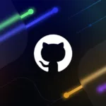 Logotipo do GitHub em destaque, cercado por um fundo escuro com linhas coloridas em movimento, representando a inovação tecnológica e a dinâmica do desenvolvimento de software.