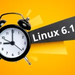 Imagem de um relógio despertador sobre fundo laranja com texto 'Linux 6.14', simbolizando o lançamento iminente da nova versão do kernel Linux.