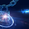 Representação digital de segurança em VPN, com um cadeado estilizado e conexões digitais brilhantes simbolizando proteção e criptografia.