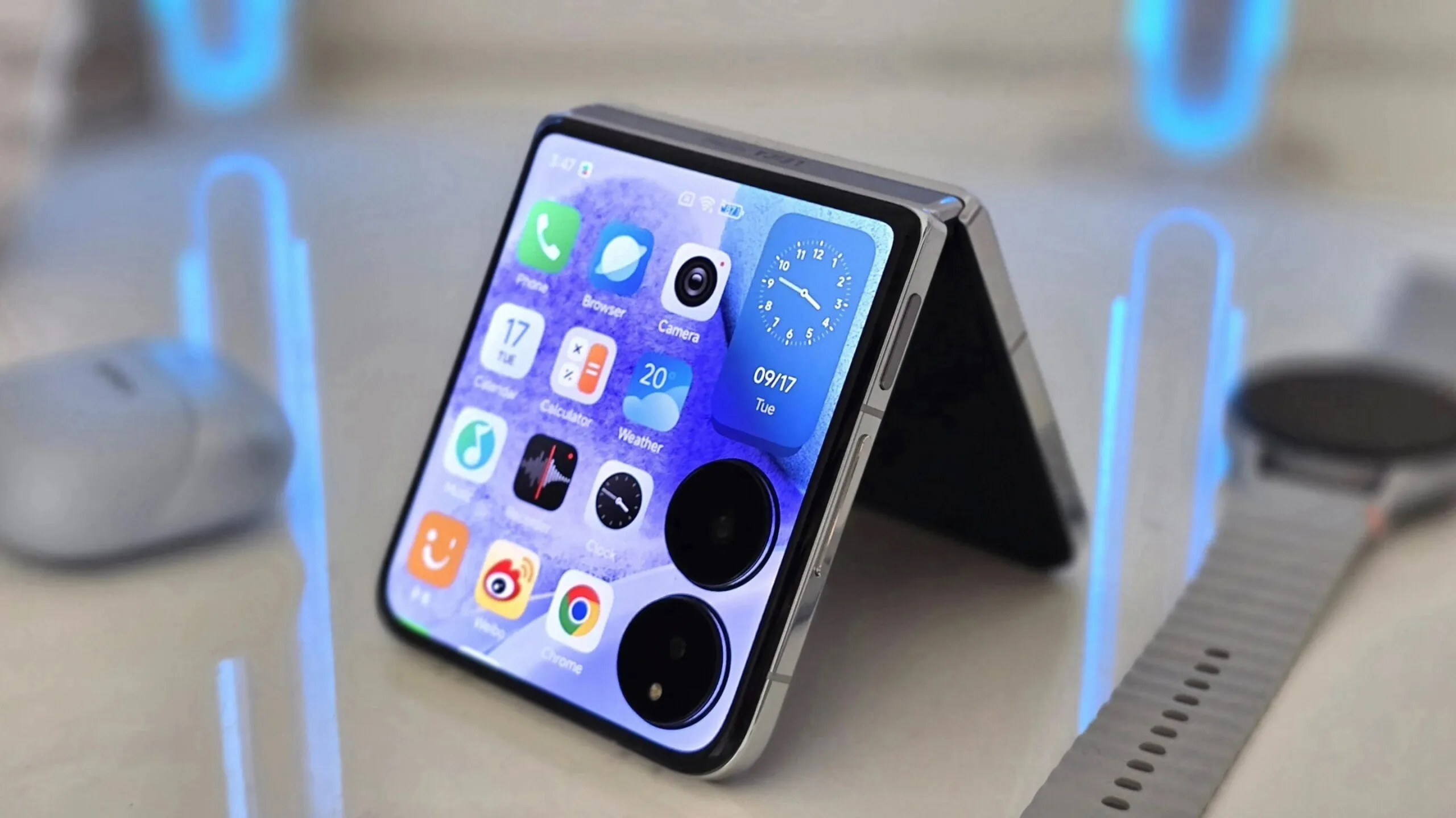 Xiaomi Mix Flip 2 promete bateria maior e design mais leve 2 Xiaomi Mix Flip 2