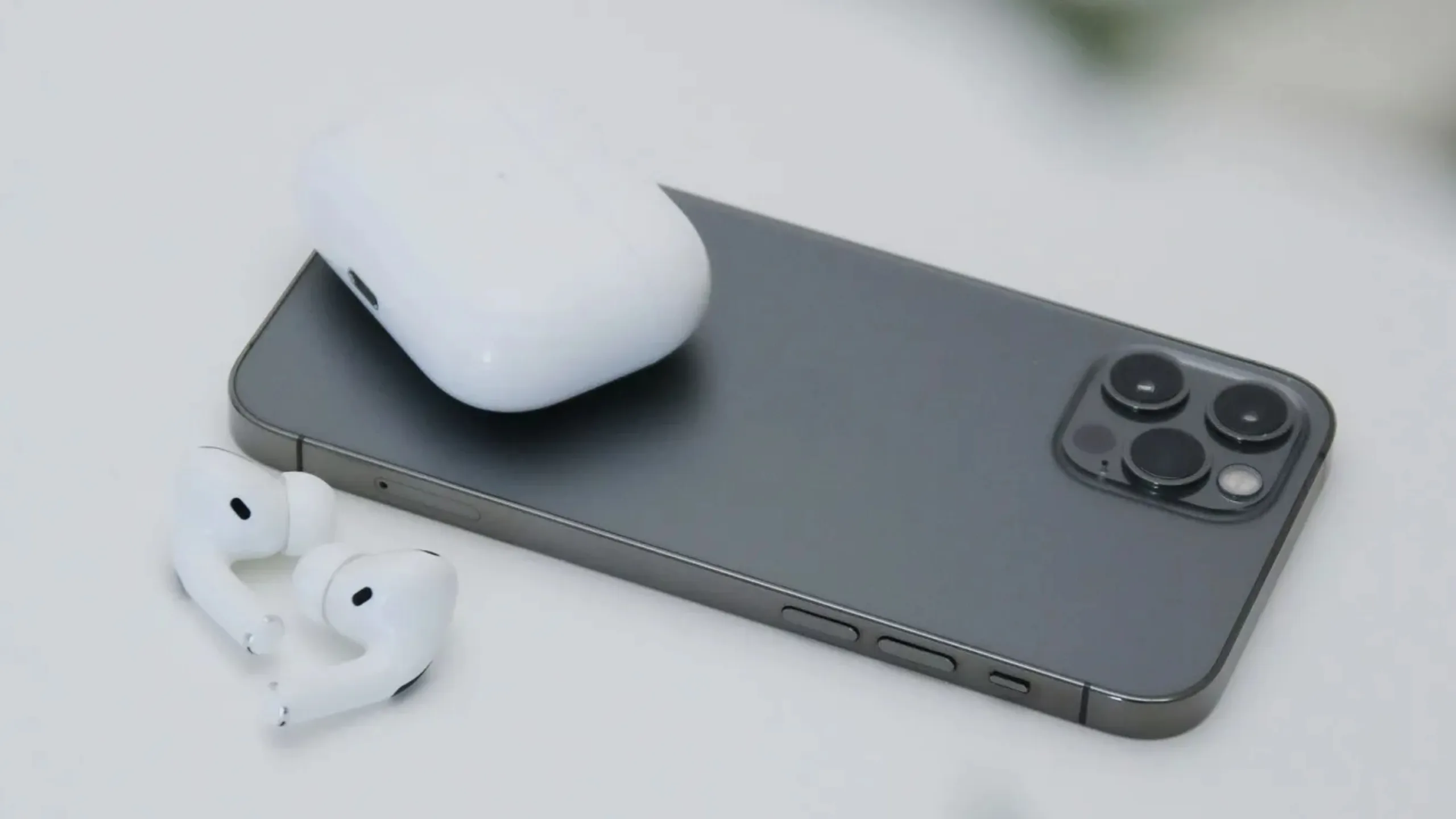 Carregamento reverso no iPhone 17 Pro pode finalmente se tornar realidade 2 Carregamento reverso iPhone 17