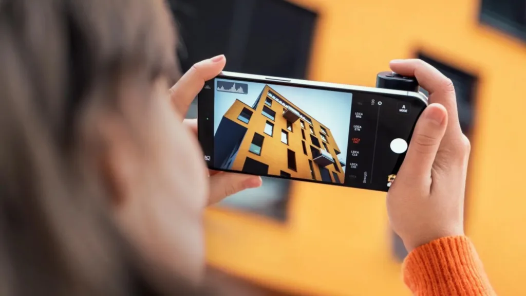 Leica Lux Grip iPhone