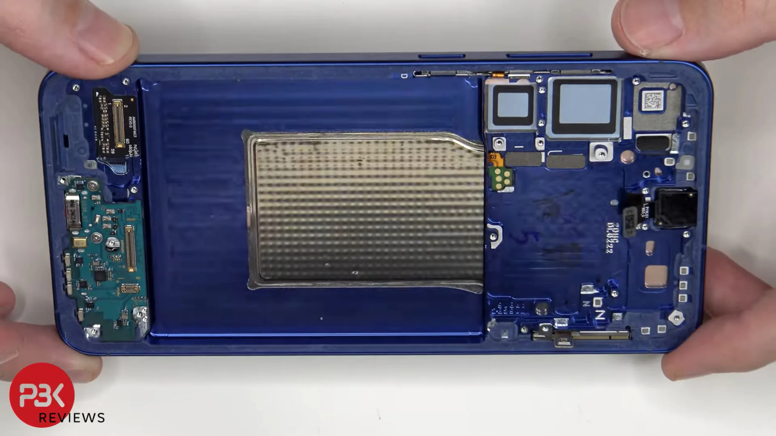 Vídeo revela câmara de vapor maior no Samsung Galaxy S25+ 2 Galaxy S25 Plus